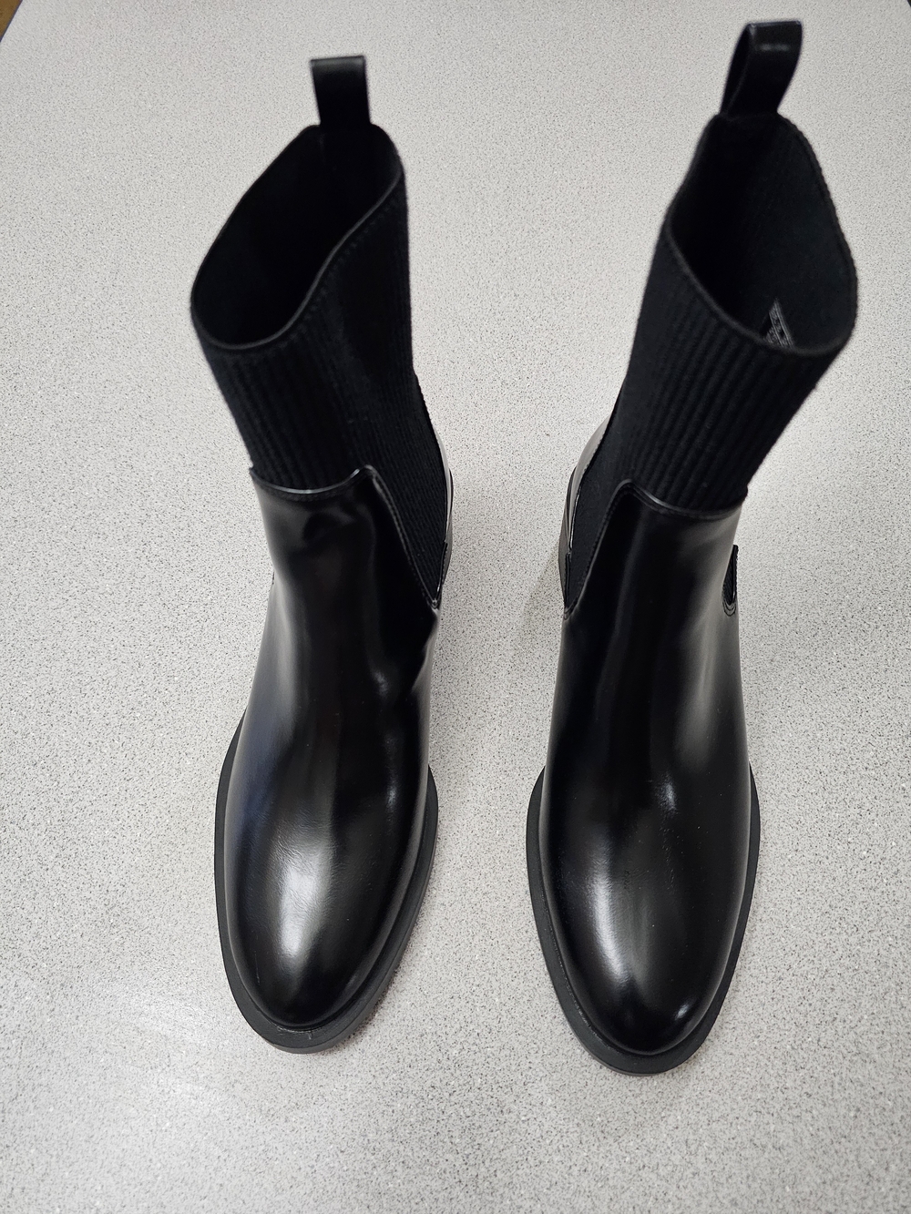 Zara Women's Black Chelsea Sock-Style Boots